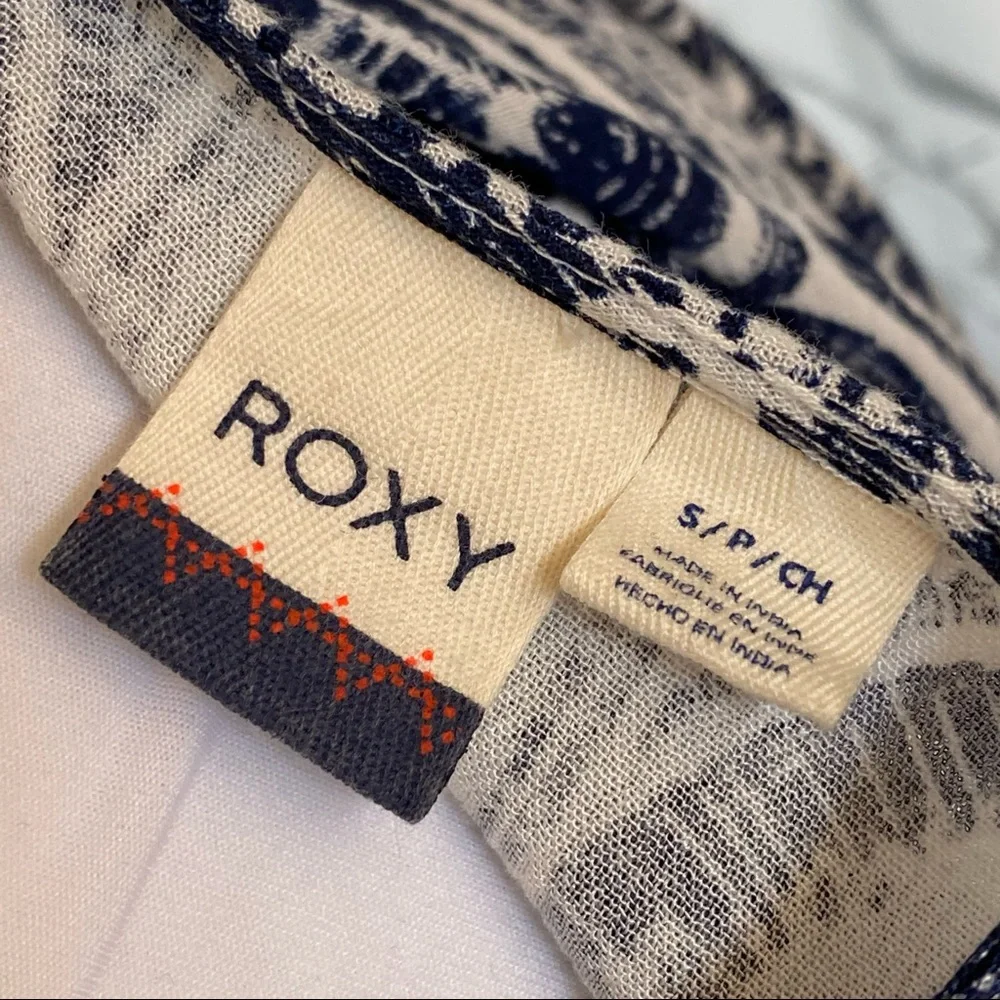 Roxy Koggala blue white print wide kimono short sleeve scoop neck top shirt - Picture 10 of 11